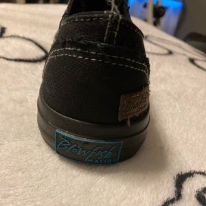 Slip on blow fish shoes with for laces